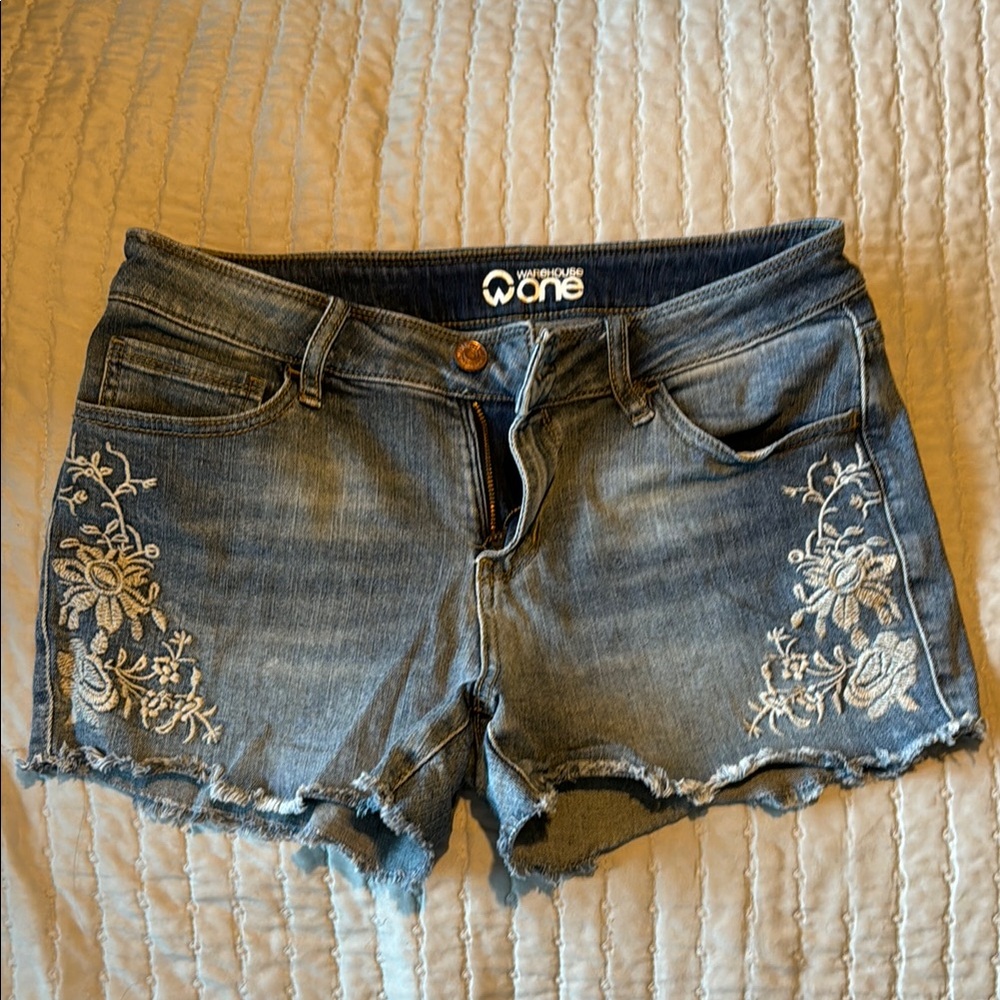 Warehouse One Blue Jean Shorts with Floral Embroidery